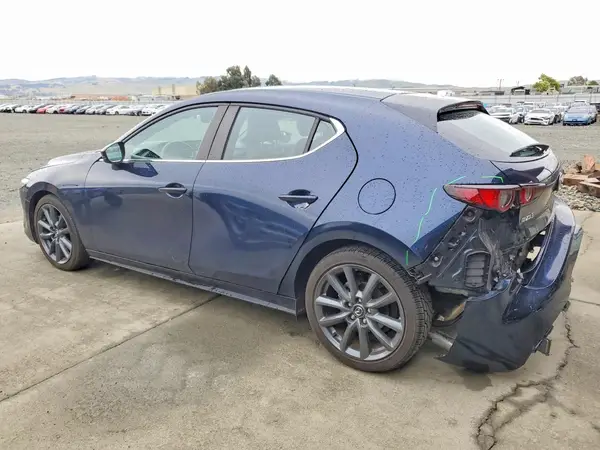 JM1BPAKL5M1404137 2021 MAZDA 3 - Image 2