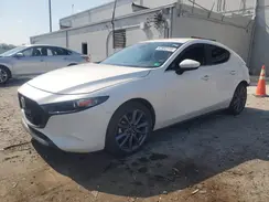 JM1BPAKL5N1502988 2022 MAZDA 3