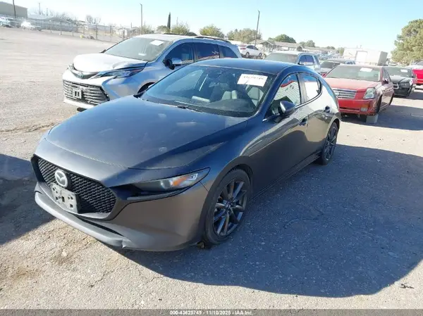 JM1BPAKL6M1302393 2021 MAZDA 3 - Image 2