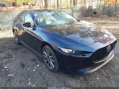 JM1BPAKL6M1336835 2021 MAZDA 3