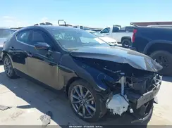 JM1BPAKL7M1337198 2021 MAZDA 3