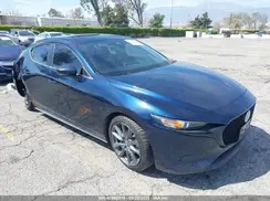 JM1BPAKL7M1347228 2021 MAZDA 3