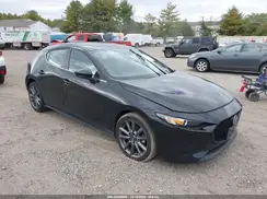 JM1BPAKL8M1339512 2021 MAZDA 3