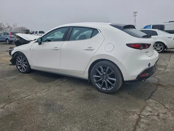 JM1BPAKL8M1403810 2021 MAZDA 3 - Image 2