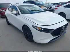 JM1BPAKL9M1306969 2021 MAZDA 3