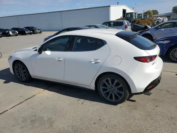 JM1BPAKL9M1404240 2021 MAZDA 3 - Image 2