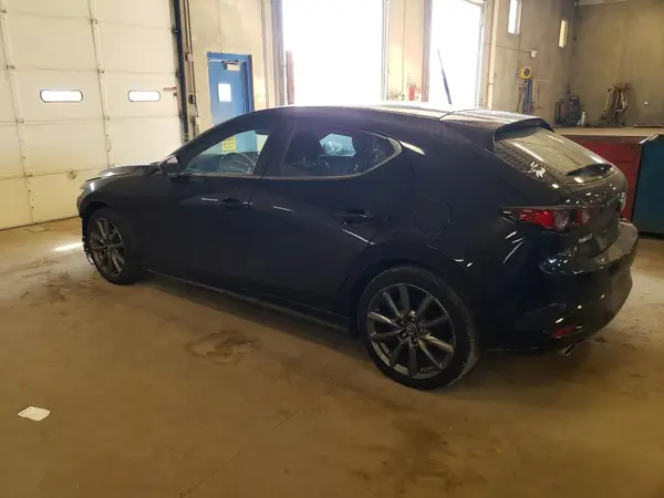 JM1BPAKLXM1330469 2021 MAZDA 3 - Image 2