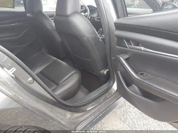 JM1BPAKLXM1332349 2021 MAZDA 3 - Image 8
