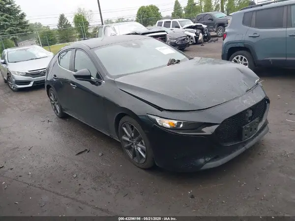 JM1BPAKLXM1336756 2021 MAZDA 3 - Image 1