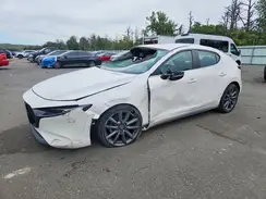 JM1BPAKLXM1402447 2021 MAZDA 3