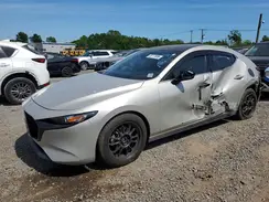 JM1BPAKLXN1514795 2022 MAZDA 3