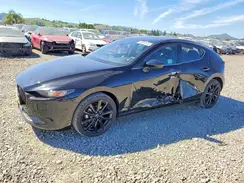 JM1BPAKLXT1856275 2026 MAZDA 3