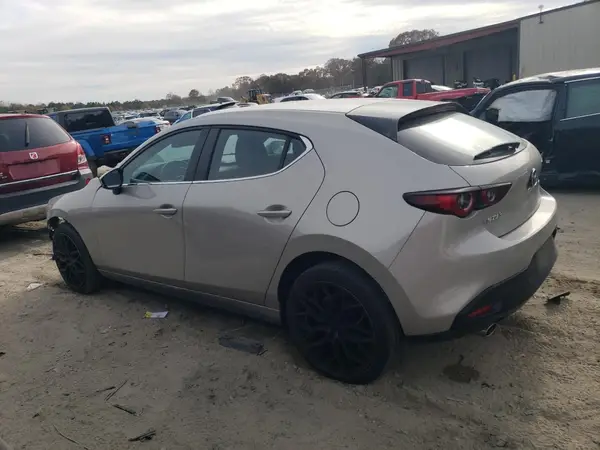 JM1BPAKM0P1622936 2023 MAZDA 3 - Image 2
