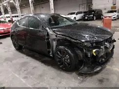 JM1BPAKM0S1753440 2025 MAZDA 3