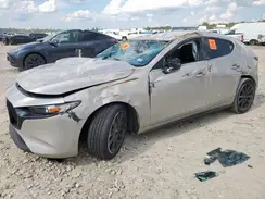 JM1BPAKM0S1758380 2025 MAZDA 3