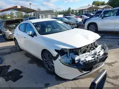 JM1BPAKM1P1614134 2023 MAZDA 3