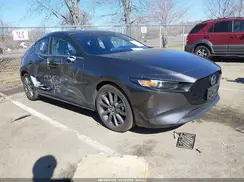 JM1BPAKM1P1615056 2023 MAZDA 3