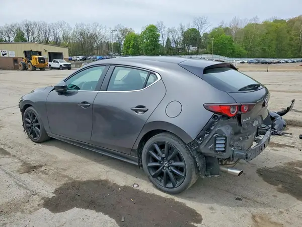 JM1BPAKM1R1705973 2024 MAZDA 3 - Image 2