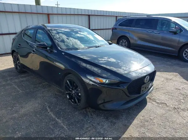 JM1BPAKM1R1714317 2024 MAZDA 3 - Image 1