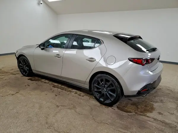 JM1BPAKM1S1754449 2025 MAZDA 3 - Image 2