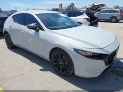 JM1BPAKM1S1776161 2025 MAZDA 3