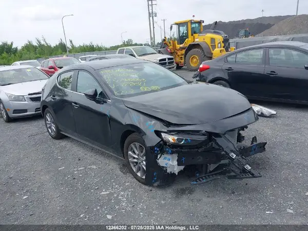 JM1BPAKM1S1778041 2025 MAZDA 3 - Image 1