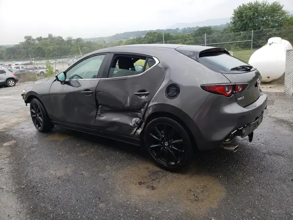 JM1BPAKM2R1721910 2024 MAZDA 3 - Image 2