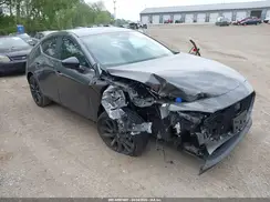 JM1BPAKM2S1758770 2025 MAZDA 3