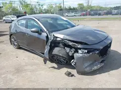 JM1BPAKM3P1615785 2023 MAZDA 3