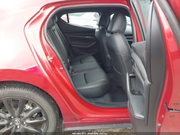 JM1BPAKM3S1751522 2025 MAZDA 3 - Image 8