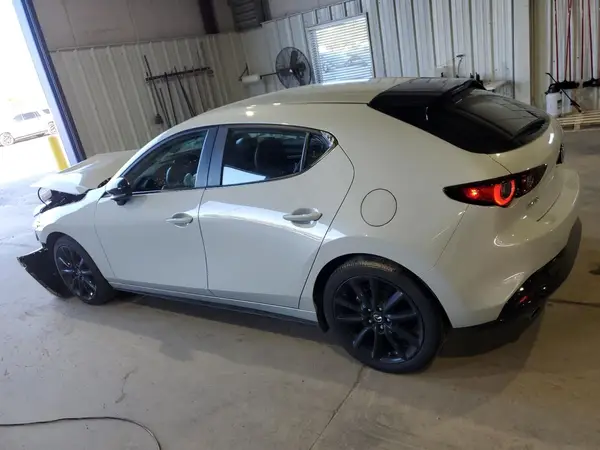 JM1BPAKM3S1754047 2025 MAZDA 3 - Image 2