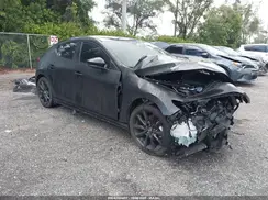 JM1BPAKM4R1700749 2024 MAZDA 3