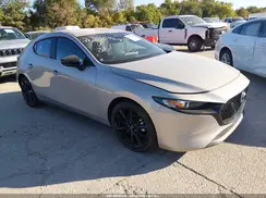 JM1BPAKM4S1786411 2025 MAZDA 3