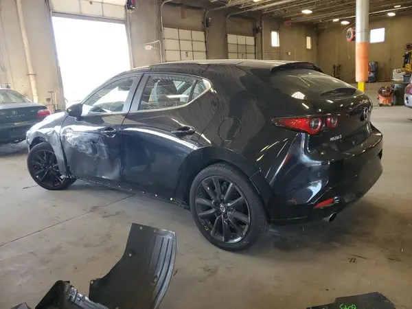 JM1BPAKM5R1718676 2024 MAZDA 3 - Image 2