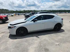 JM1BPAKM5S1786031 2025 MAZDA 3