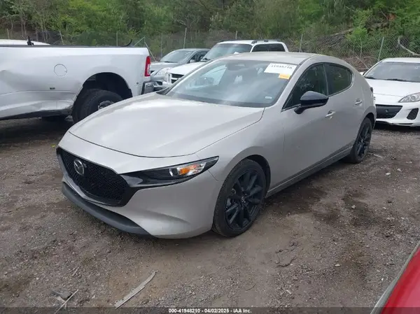 JM1BPAKM6R1712692 2024 MAZDA 3 - Image 2