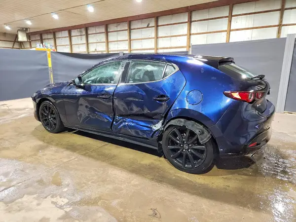 JM1BPAKM6R1721702 2024 MAZDA 3 - Image 2