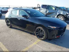 JM1BPAKM6S1751420 2025 MAZDA 3