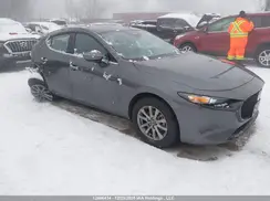 JM1BPAKM6S1765737 2025 MAZDA 3