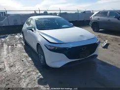JM1BPAKM7R1717898 2024 MAZDA 3