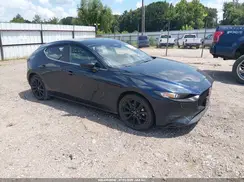 JM1BPAKM7R1721935 2024 MAZDA 3