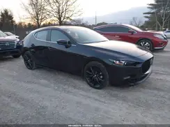 JM1BPAKM7S1752463 2025 MAZDA 3