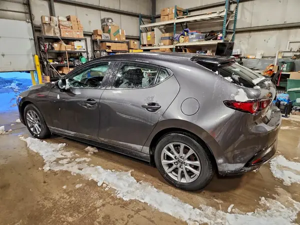 JM1BPAKM7S1766072 2025 MAZDA 3 - Image 2