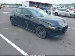 JM1BPAKM8S1767263 2025 MAZDA 3