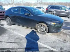JM1BPAKM9P1615922 2023 MAZDA 3