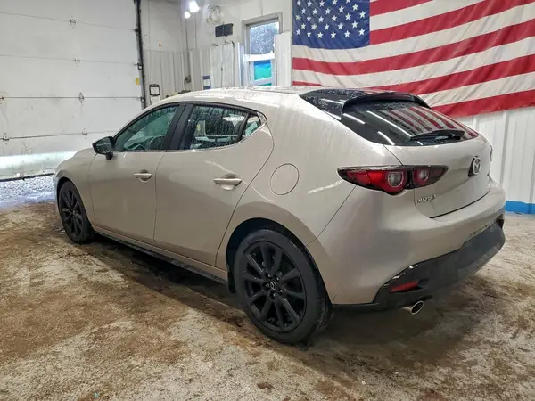 JM1BPAKM9R1714016 2024 MAZDA 3 - Image 2