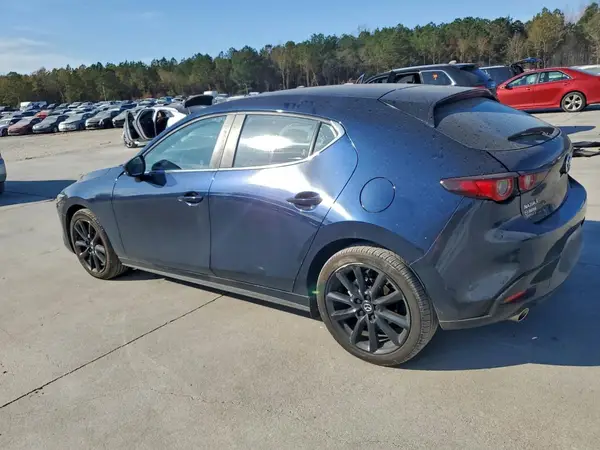 JM1BPAKM9R1719054 2024 MAZDA 3 - Image 2