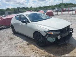 JM1BPAKM9R1721841 2024 MAZDA 3