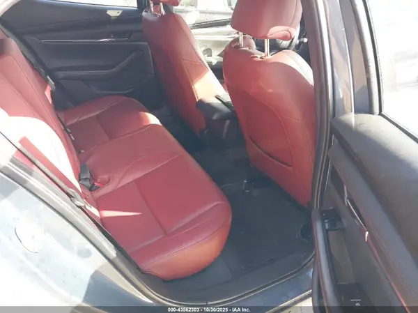 JM1BPALL0N1502704 2022 MAZDA 3 - Image 8