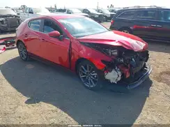 JM1BPALL0T1885380 2026 MAZDA 3